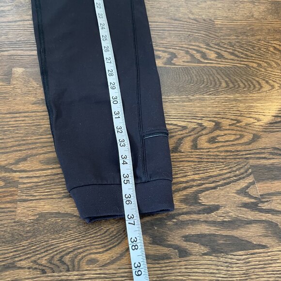 Lululemon Women's Knit Jogger Pant, Black, Size 8 - Picture 8 of 11